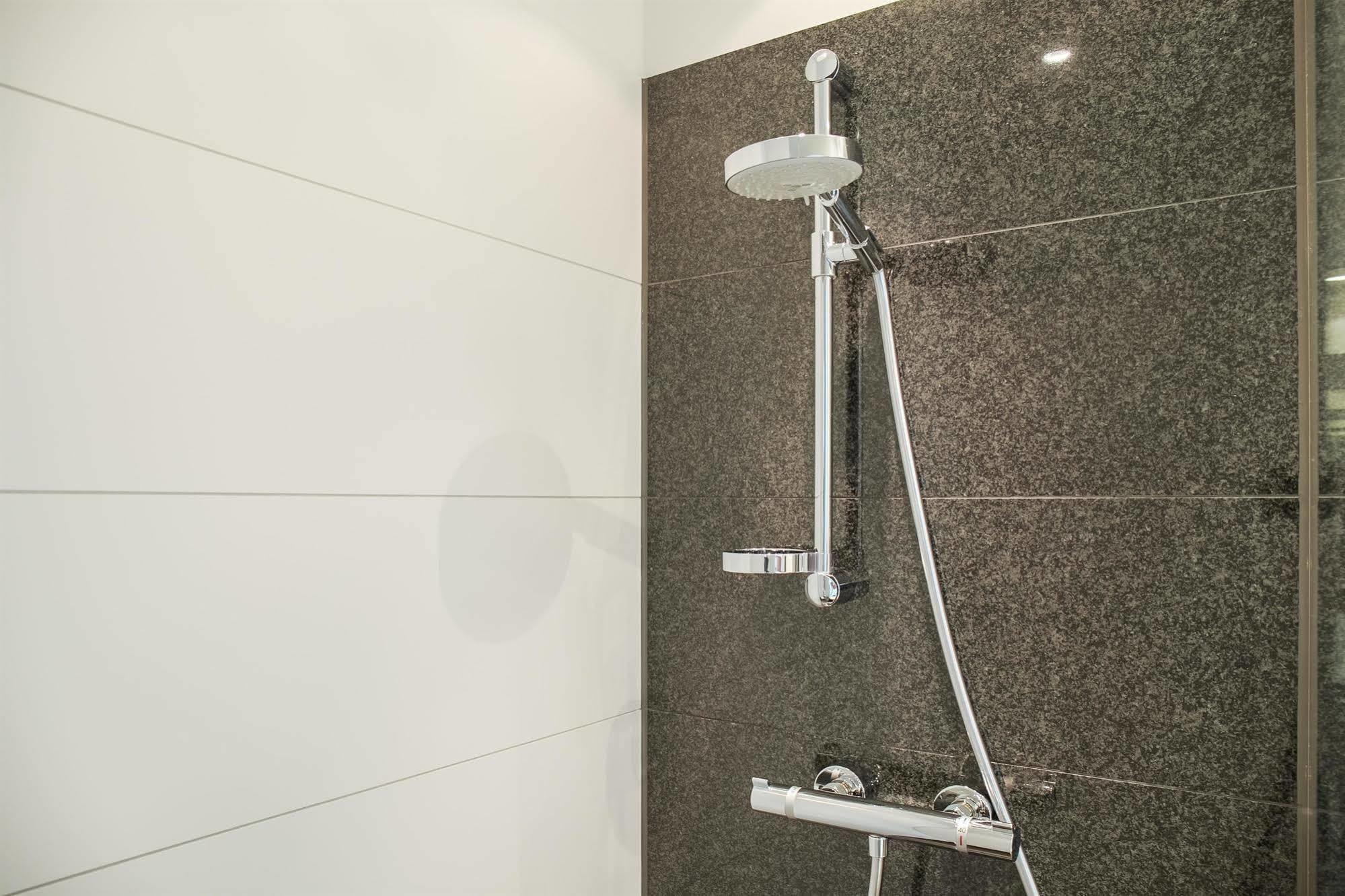 Motel One Dresden Am Zwinger Bagian luar foto